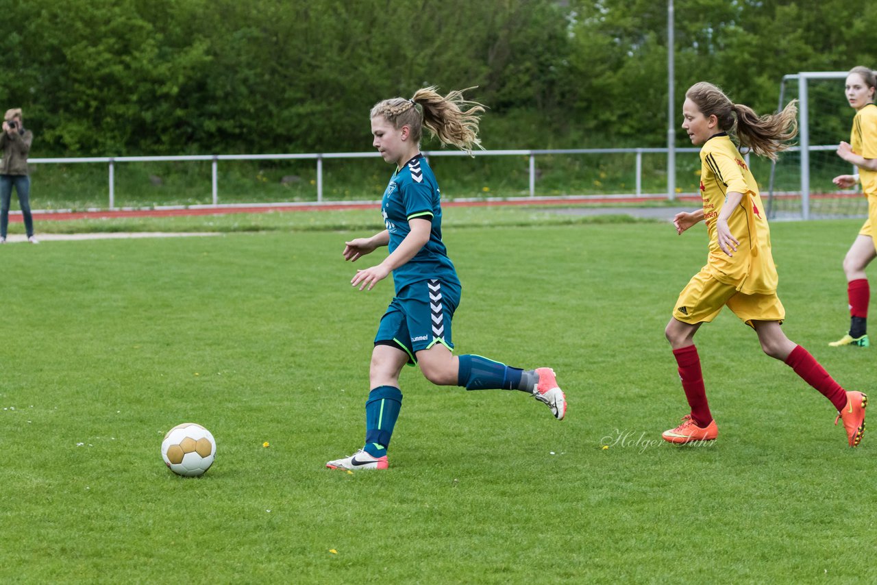 Bild 200 - B-Juniorinnen VfL Oldesloe - JSG Sdtondern : Ergebnis: 2:0